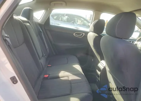 2017 Nissan Sentra S z USA, uszkodzony, nr VIN 3N1AB7AP0HY315386